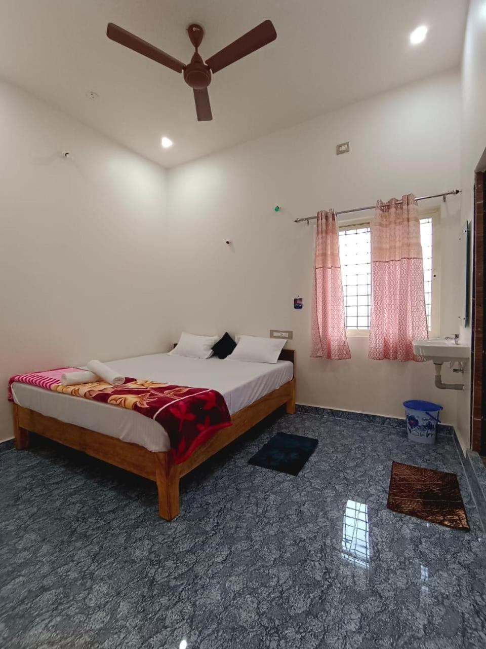 Hampi Anjana Home Stay Exteriör bild